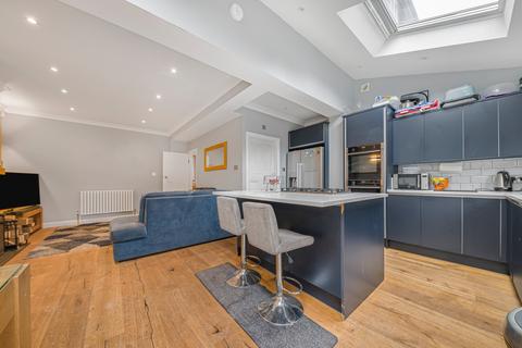 84 Eden Way, Beckenham, BR3 3DH