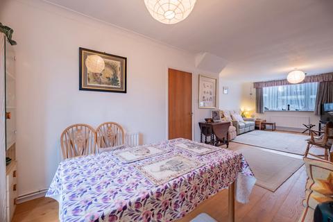 3 bedroom detached house for sale, Leneda Drive, Tunbridge Wells TN2