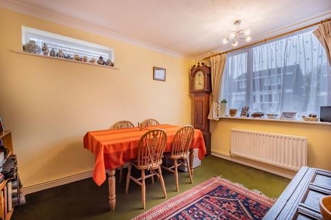 undefined, Leneda Drive, Tunbridge Wells TN2
