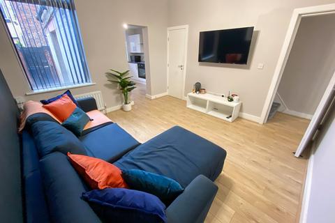 undefined, Molyneux Road, L6 6AL,