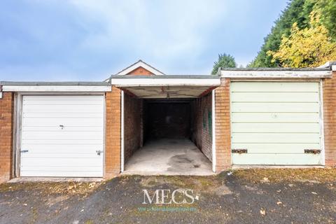 undefined, Garage Wentworth Way, Birmingham, West Midlands, B32 2UZ