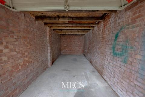 undefined, Garage Wentworth Way, Birmingham, West Midlands, B32 2UZ