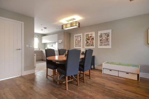 4 bedroom link detached house for sale, Smallbridge Road, Saffron Walden