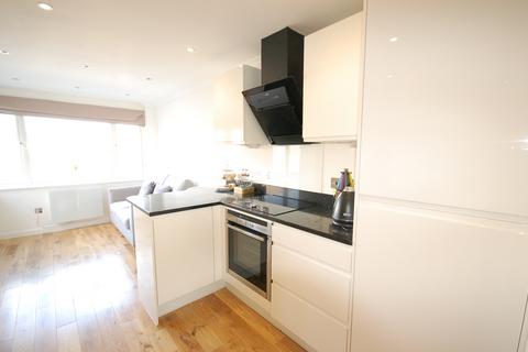 1 bedroom flat for sale, Westbourne Terrace, London W2