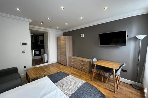 undefined, St. Leonards Gate, Lancaster LA1