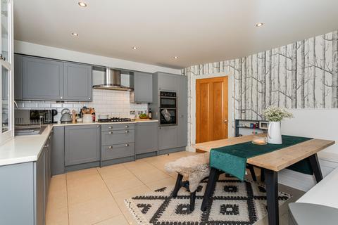 4 bedroom end of terrace house for sale, Darwen Road, Bromley Cross, Bolton, Greater Manchester, BL7 9BD