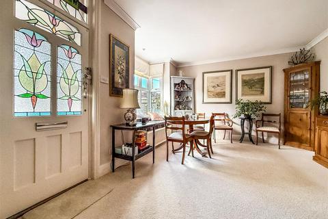 3 bedroom end of terrace house for sale, Castle Street, Portchester,