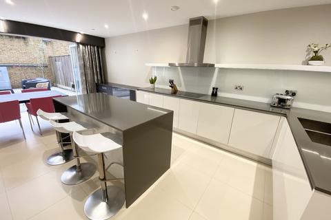 undefined, Havilland Mews, London, W12