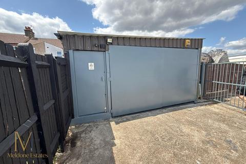 Mixed use for sale, Rear of 107 Sun Lane Gravesend DA12 5HW