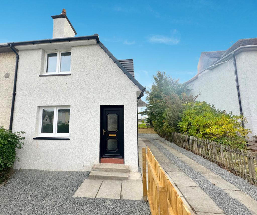 Dukes Road, Glasgow, G72 bed semi-detached house for sale £160,000