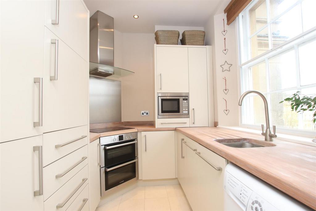 Kitchen.JPG