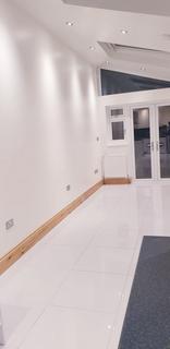 undefined, Mitcham CR4
