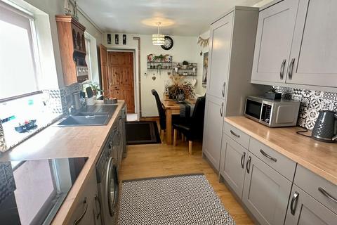 2 bedroom semi-detached bungalow for sale, Crossways, Peterchurch, Hereford