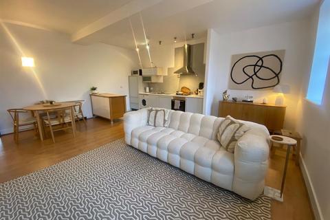 2 bedroom flat to rent, Cumin Court, Honley, Holmfirth