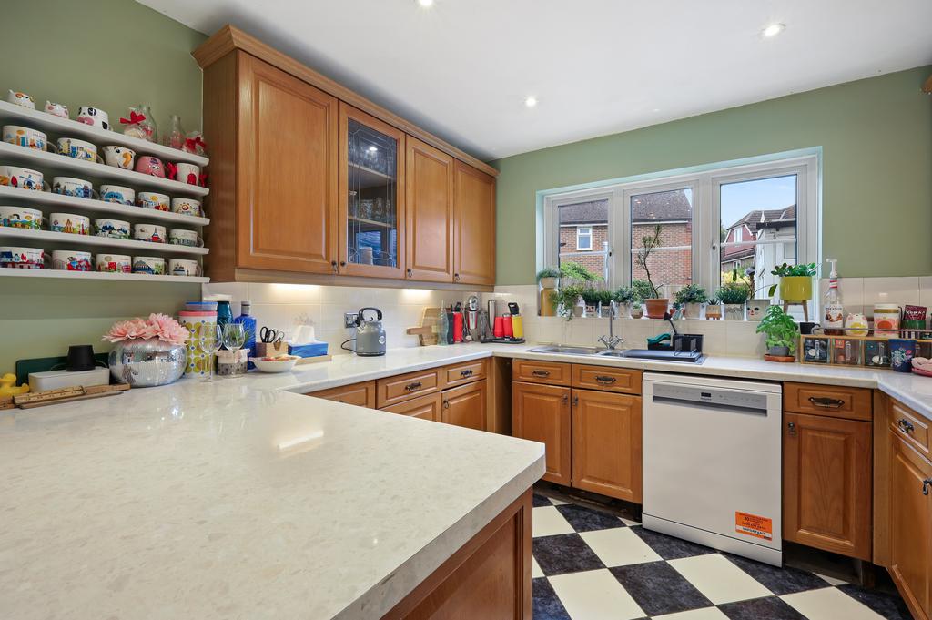 Kitchen 1