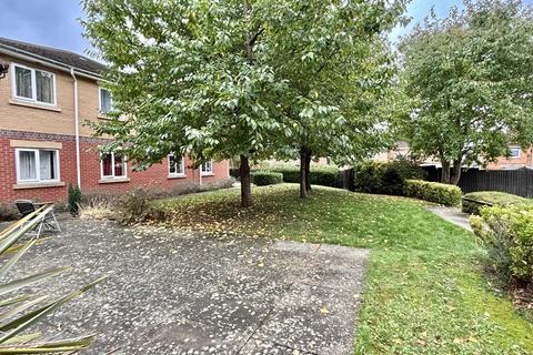 18 Garratt Square, Whetstone, Leicester, LE8 6JZ