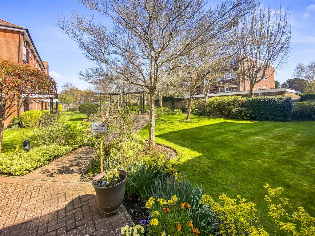 60 Jubilee Court 002.JPG