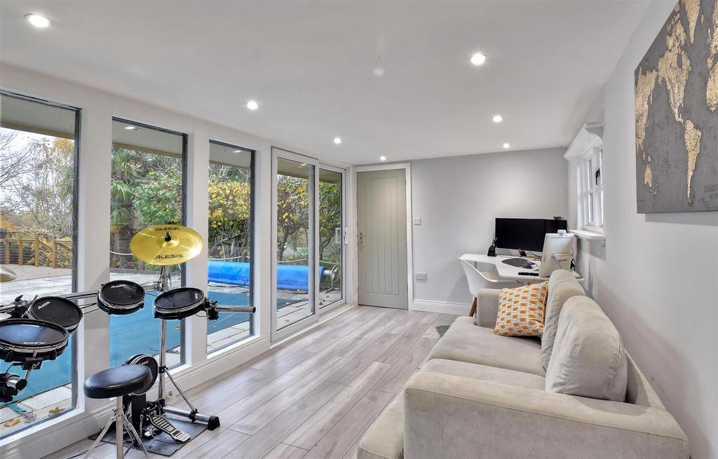 Pool House