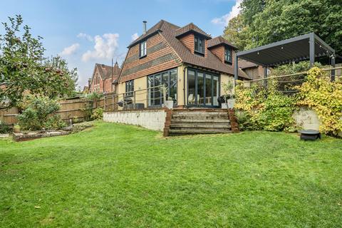 Lower Street, Haslemere, GU27