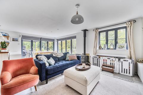 undefined, Lower Street, Haslemere, GU27