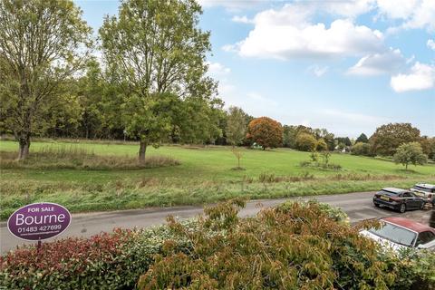 1 Oakdene Place, Peasmarsh, Guildford, GU3 1NJ