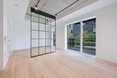 Studio for sale, Dulke House, Goodluck Hope Walk, E14