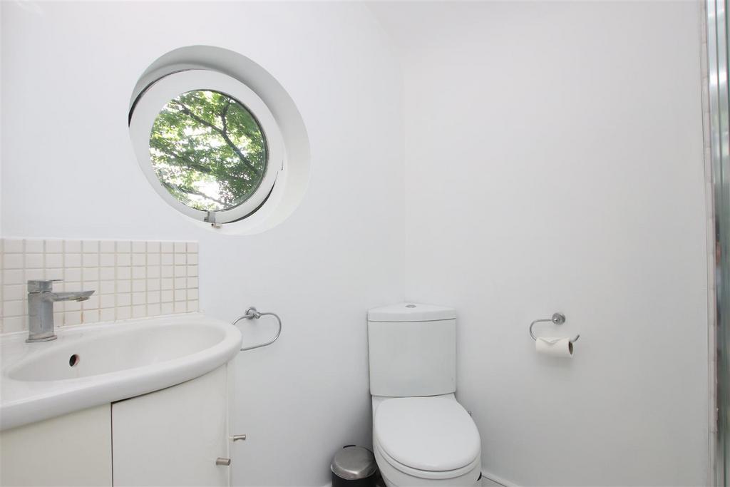 Shower room.JPG