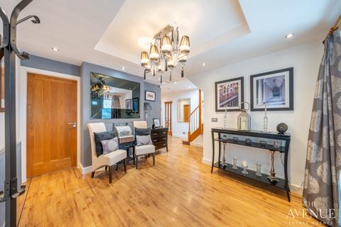 5 bedroom detached house for sale, 54 Burnside Grove, Tollerton , NG12 4EB