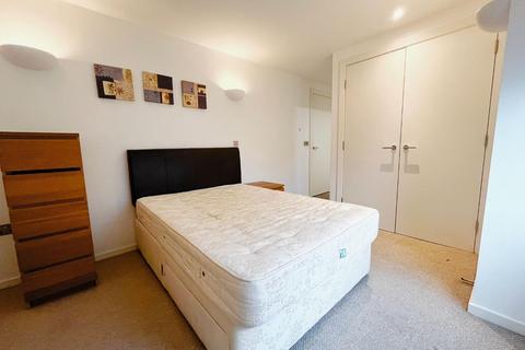 2 bedroom flat to rent, Wellington Quarter, West Point, Leeds