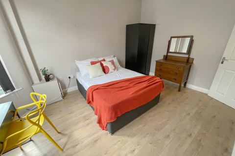undefined, Ling Street, L7 2QF,