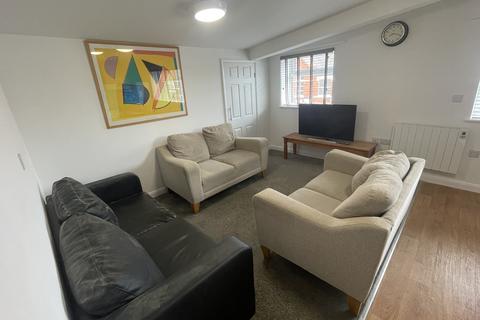 6 bedroom terraced house to rent, Lincoln LN1