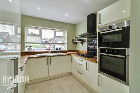 3 bedroom detached bungalow for sale, Fontwell Drive, Mexborough