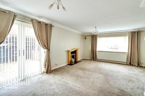 3 bedroom detached bungalow for sale, Fontwell Drive, Mexborough