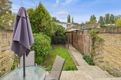 undefined, Lower Road, Chalfont St. Peter, Buckinghamshire, SL9
