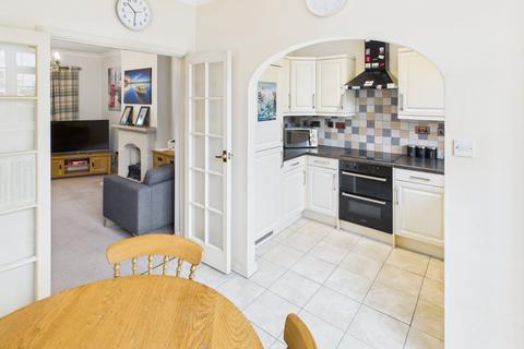 undefined, Lower Road, Chalfont St. Peter, Buckinghamshire, SL9