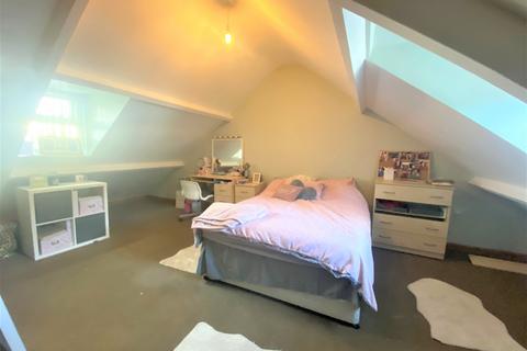 6 bedroom house to rent, King Edwards Road, Brynmill, Swansea