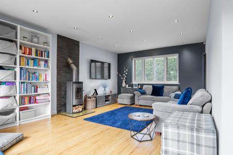 71 Chase Road, Loxley, Sheffield, S6 6RA