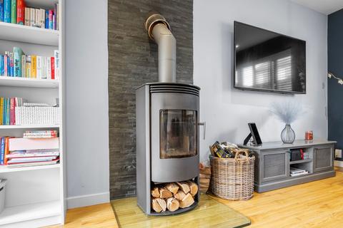 71 Chase Road, Loxley, Sheffield, S6 6RA