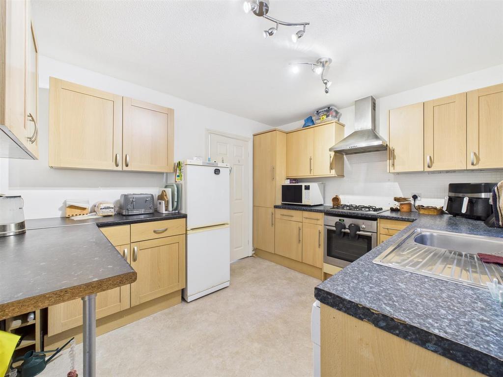 Kitchen: