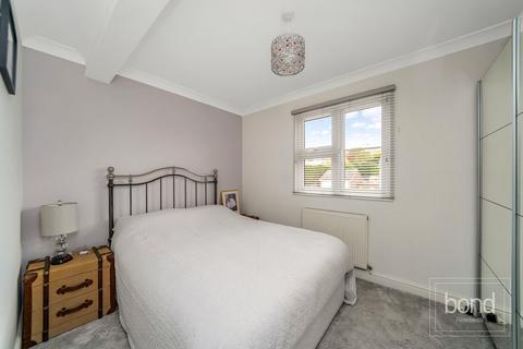17 Chalklands, Sandon, Chelmsford, CM2 7TH