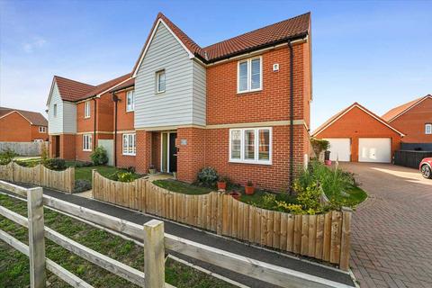 5 bedroom detached house for sale, Frinton On Sea, kirby cross CO13