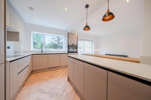 4 bedroom semi-detached house for sale, Stamford Drive, Bromley, BR2