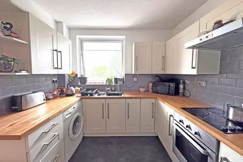 2 bedroom flat for sale – pohled 2