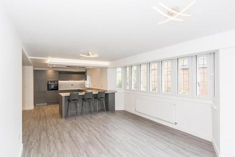 3 bedroom apartment for sale, High Street, Cottingham, Market Harborough