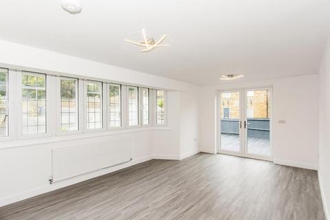 3 bedroom apartment for sale, High Street, Cottingham, Market Harborough