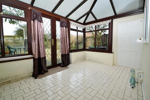 3 bedroom semi-detached house for sale, Popular position towards the West side of Clevedon