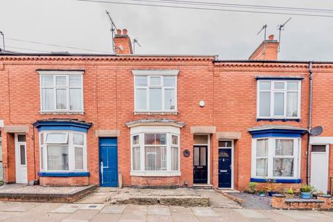 4 bedroom terraced house to rent, Lytton Road, Leicester LE2