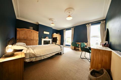 4 bedroom house for sale, Victoria Avenue, Hull