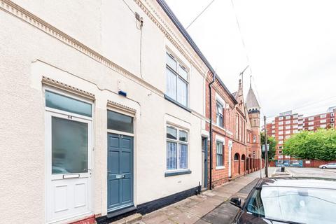 5 bedroom terraced house to rent, Hazel Street, Leicester LE2