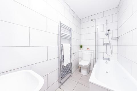 5 bedroom terraced house to rent, Hazel Street, Leicester LE2
